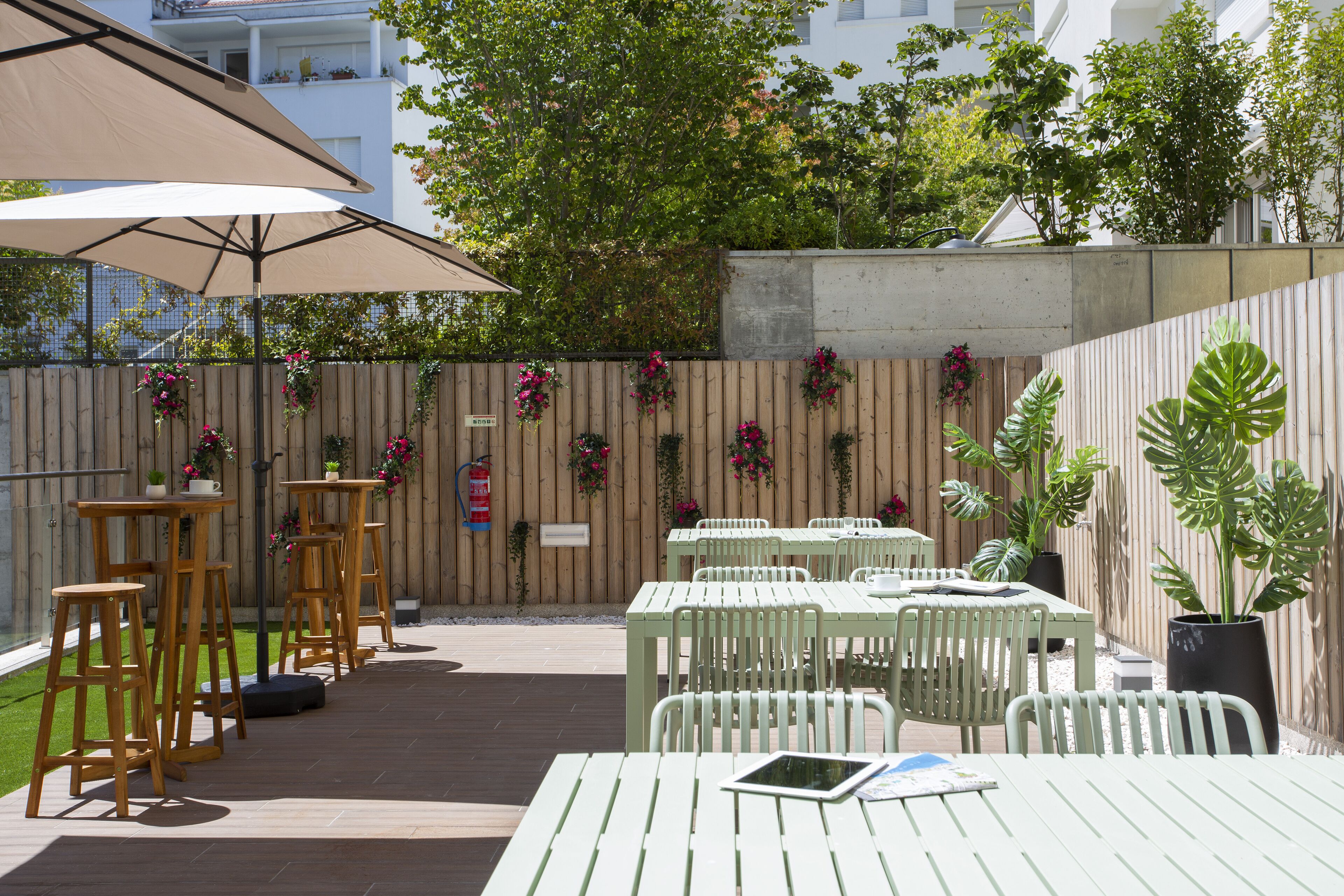 Photo - Casual Raízes Porto