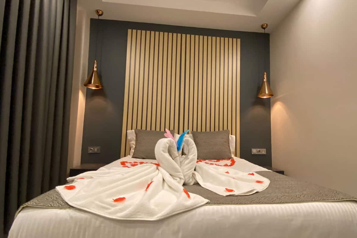 标准双人房或双床房 | 免费 WiFi、床单