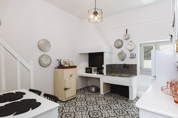 Comfort-Haus | 2 Schlafzimmer, Reisekinderbett, kostenloses WLAN, Bettwäsche