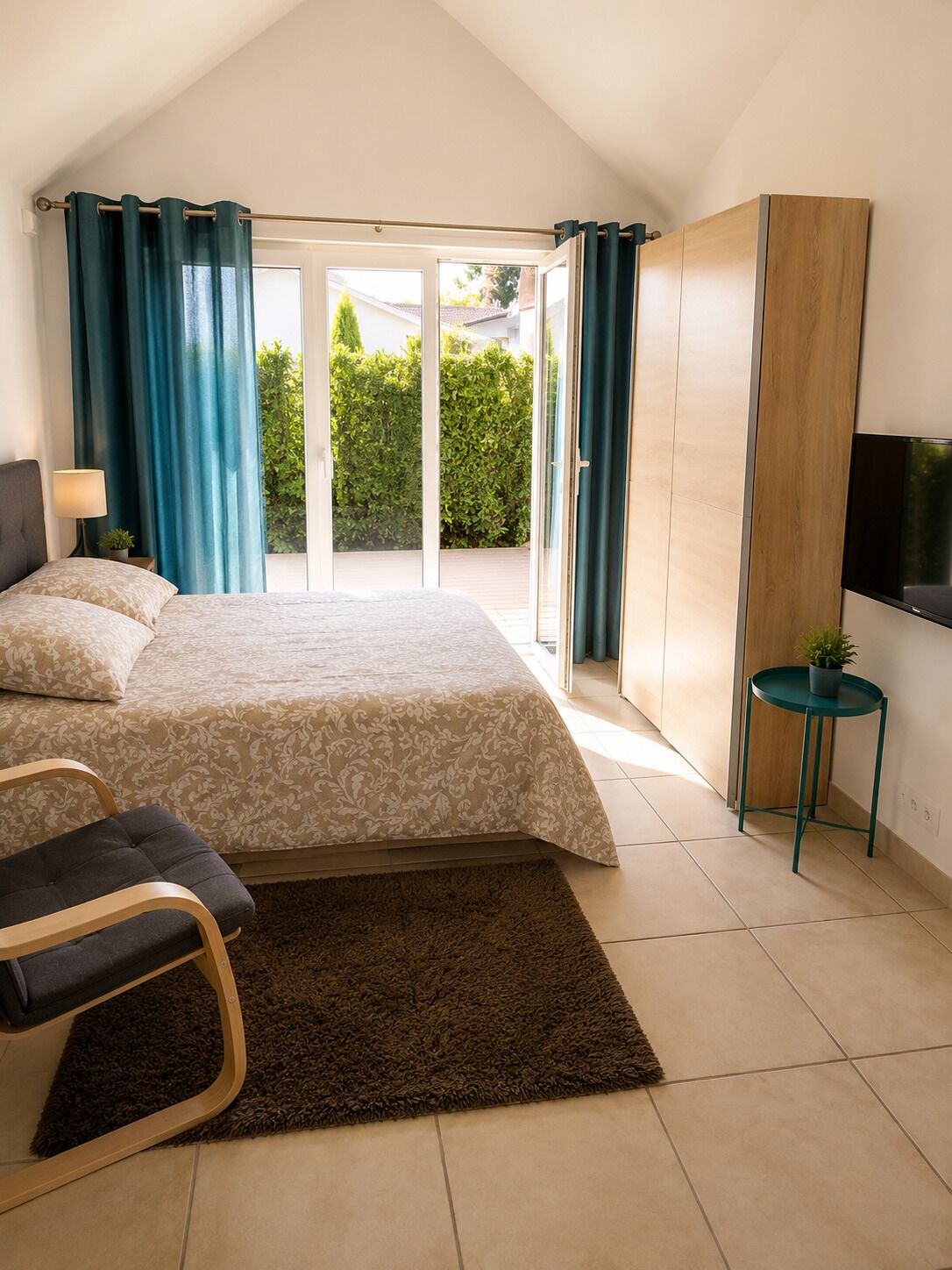 1 bedroom, free WiFi, bed sheets