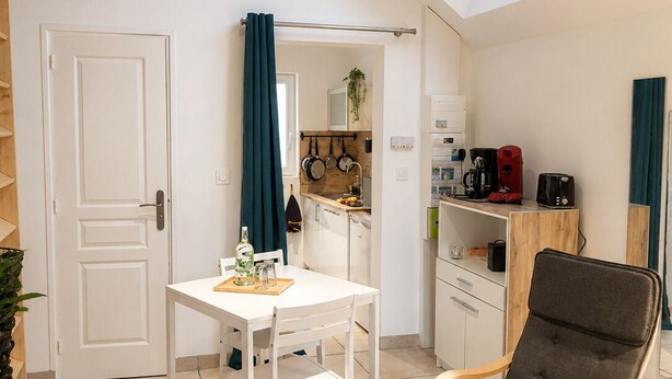 Interior - Studio-Terrace - Free parking (Orléans)