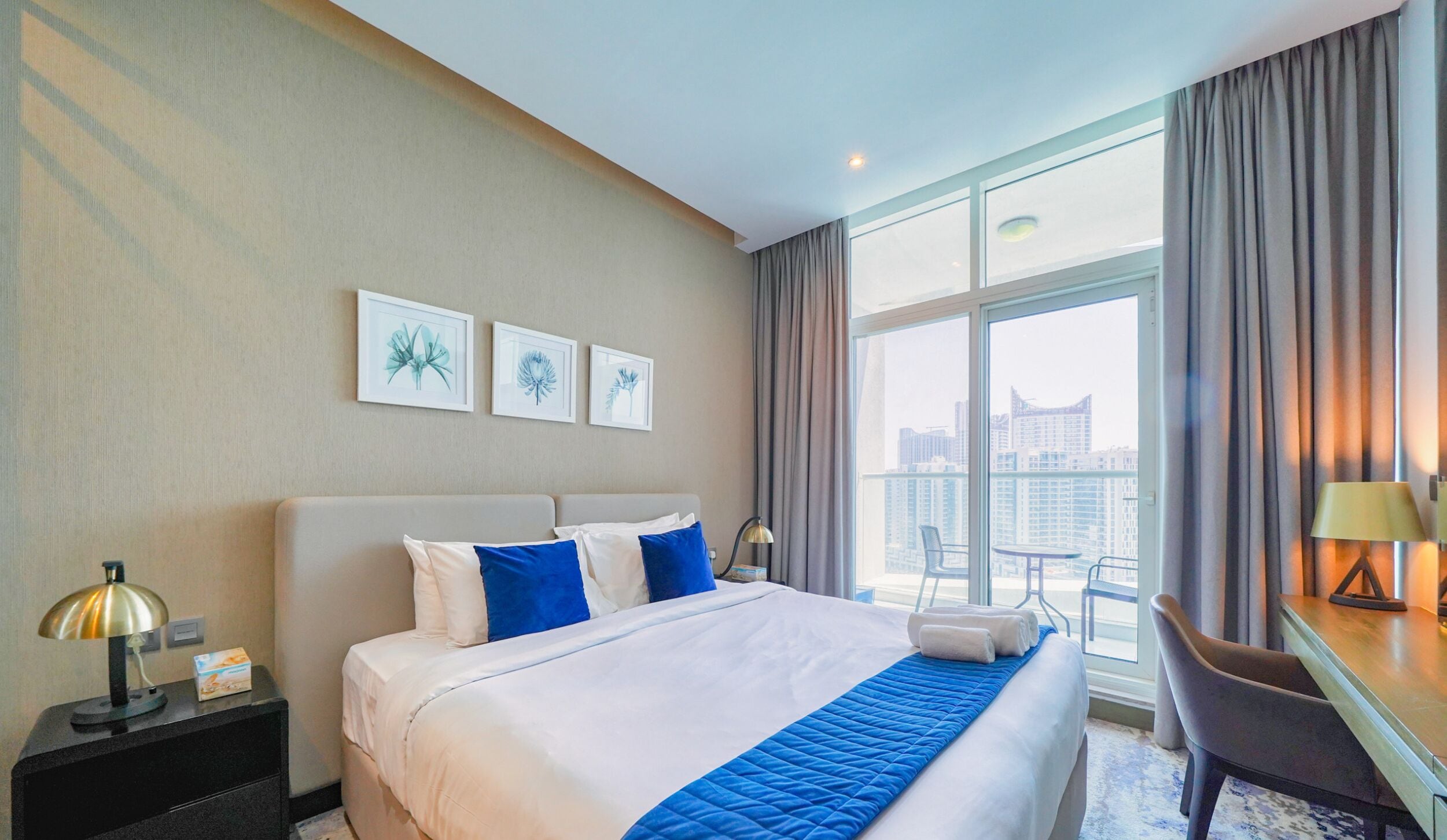 Zimmersafe, Bügeleisen/Bügelbrett, kostenloses WLAN, Bettwäsche