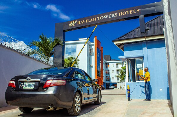 Entrée de l’hébergement