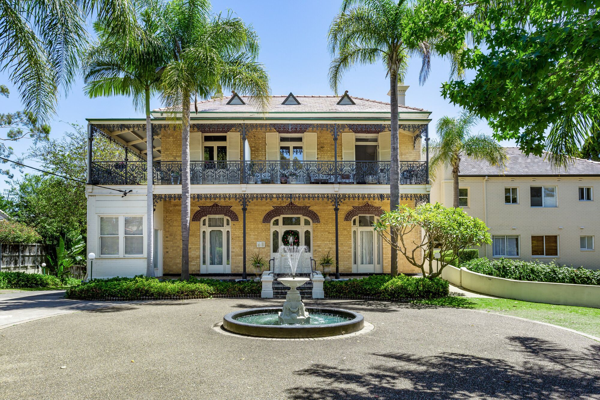 Modern Inner-West Apartment with On-site Pool