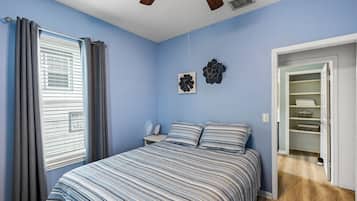 3 Schlafzimmer, Schreibtisch, kostenloses WLAN, Bettwäsche