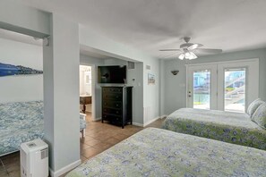 4 habitaciones, tabla de planchar con plancha y wifi gratis 