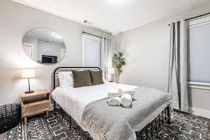 2 chambres, fer et planche Ă repasser, Wi-Fi, draps fournis