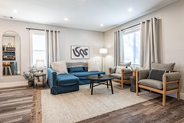 TV, fireplace, offices