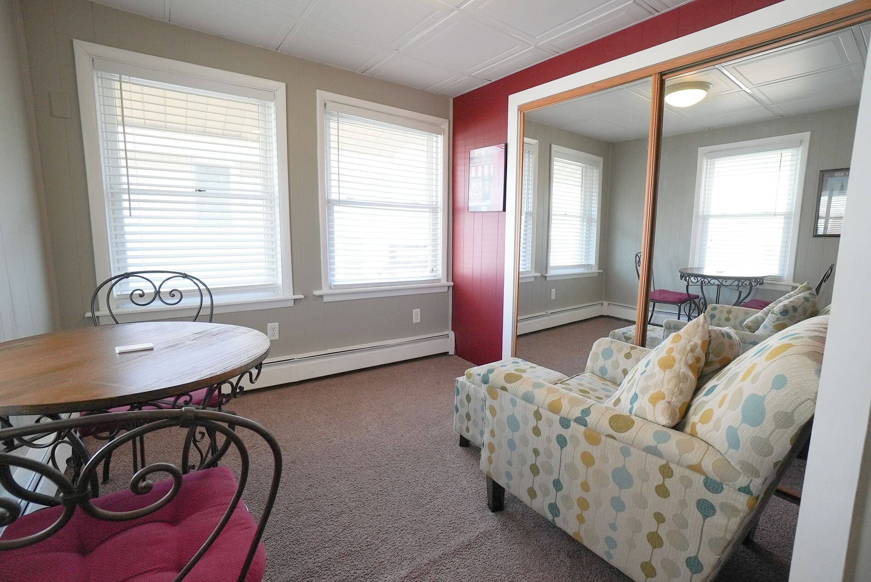 deluxe double room | living area