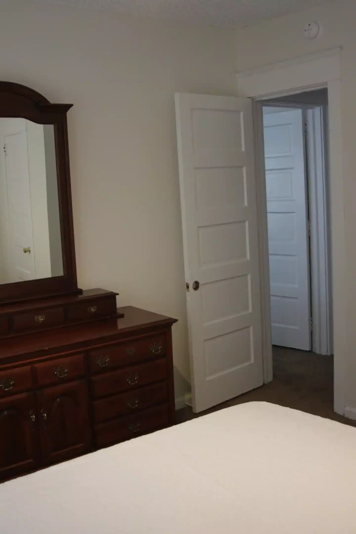 standard apartment | iron/ironing board, free wifi, bed sheets