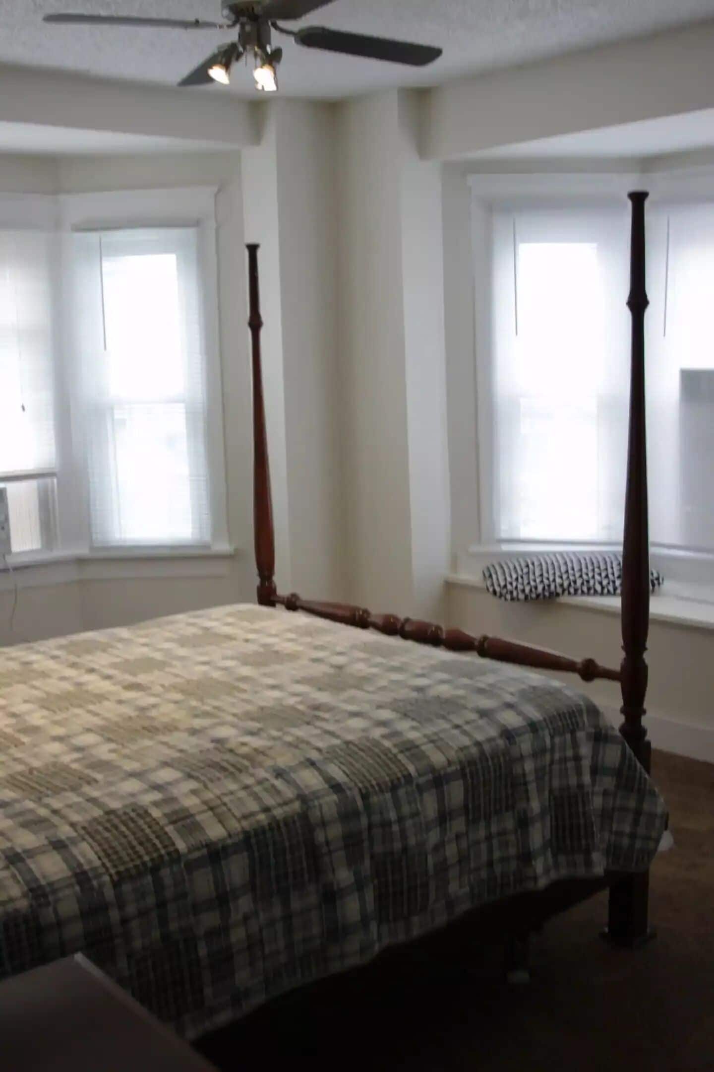 standard apartment | iron/ironing board, free wifi, bed sheets