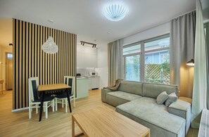 Economy Apartment | Iron/ironing board - Apartamenty Swinoujscie - Marinos (Swinoujscie)