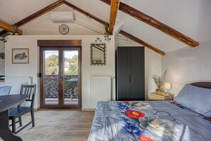 2 多间卧室、熨斗/熨衣板、免费 WiFi、床单