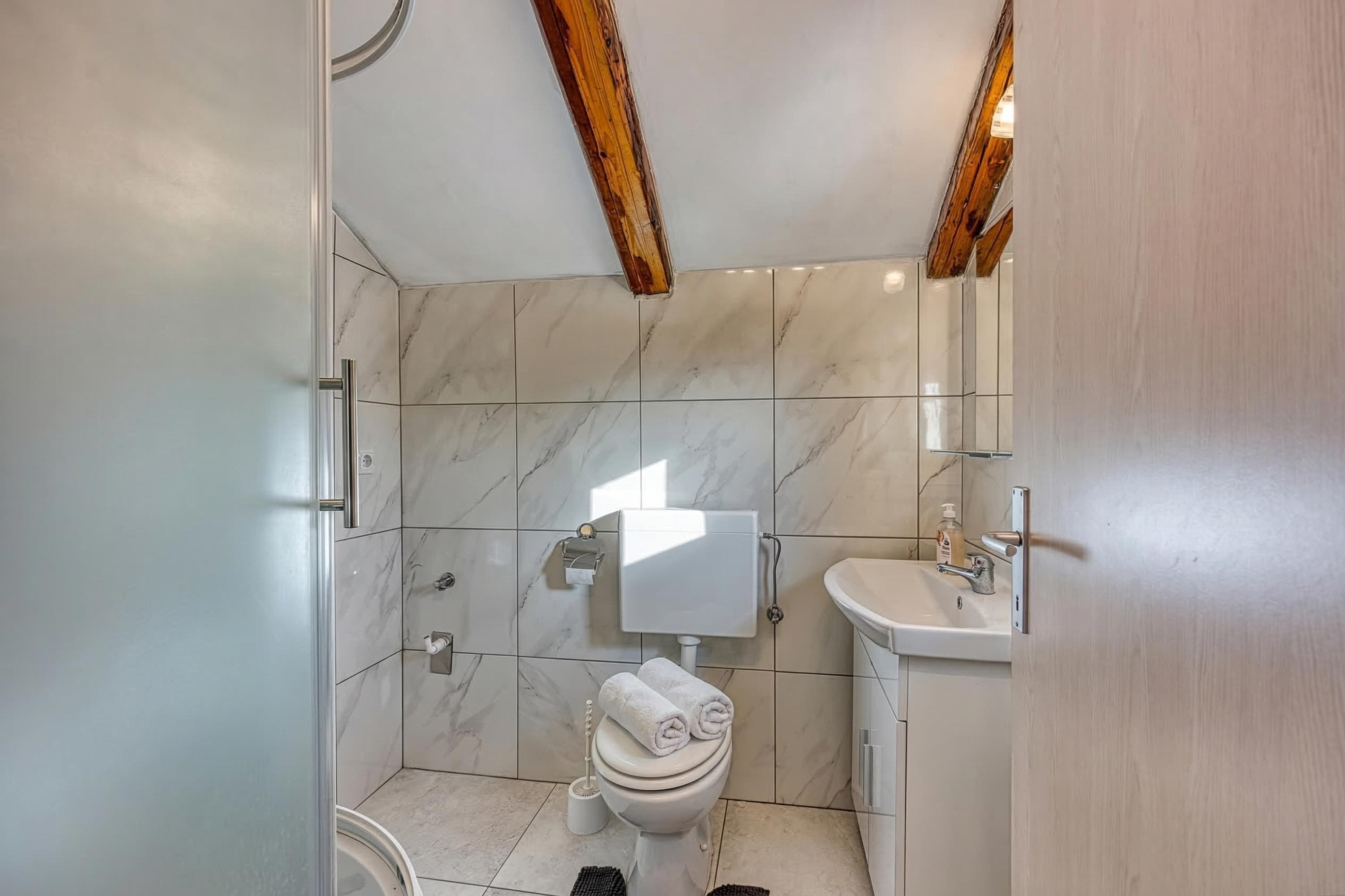 Family House, Multiple Bedrooms, 2 Bathrooms (House Pepica With Hot Tub) | Bathroom | Combined shower/bathtub, hair dryer, towels, soap