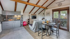 Familiehus, 1 soverom, 2 bad (House Pepica with Jacuzzi in Zagorje) | Innvendig