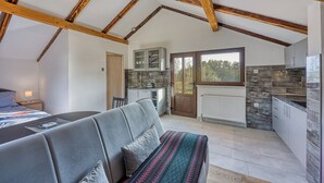 Familiehus, 1 soverom, 2 bad (House Pepica with Jacuzzi in Zagorje) | Oppholdsområde