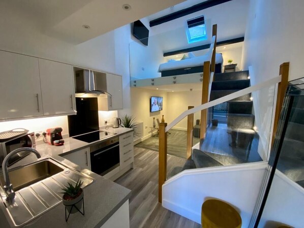 1 bedroom, blackout drapes, free WiFi, bed sheets