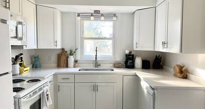 Private Home w/ Office Year Round in town Brunswick next to Bowdoin