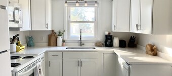 Private Home w/ Office Year Round in town Brunswick next to Bowdoin