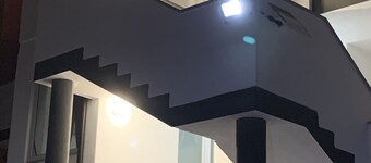 Central  and bright modern apartment