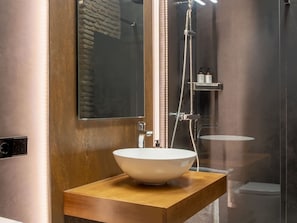 Shower, hair dryer, towels - Hommyhome Conteros 202 (Sevilla)