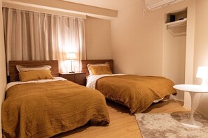 2 habitaciones, escritorio, wifi gratis y ropa de cama 