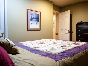 4 bedrooms, iron/ironing board, travel cot, free WiFi - AnViHaven Luxurious 4bd/4.5 bath.  Convention Center/Center City. (Philadelphia)