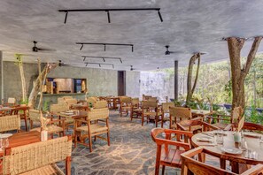 Restaurant - Eco-Lifestyle Community with Magnificent Amenities  (Tulum)