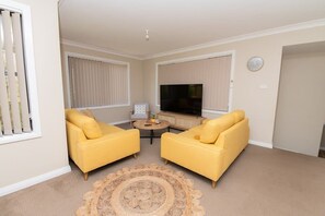 Téléviseur, bureau