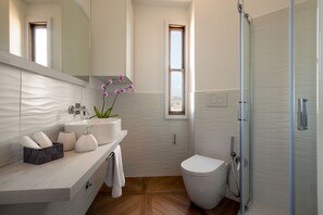Dusche, Bidet