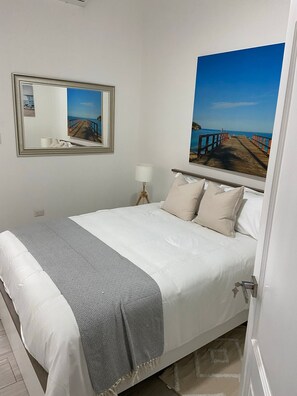 4 Schlafzimmer, Schreibtisch, Bügeleisen/Bügelbrett, WLAN