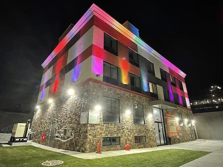 Exterior. Hotel 369 Brooklyn