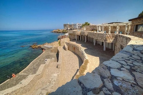 Jasmine Court Hotel & Spa