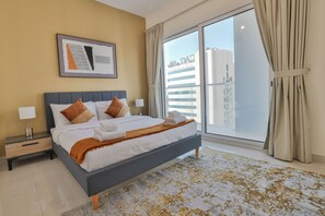 2 quartos, ferros/tábuas de passar roupa