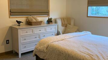 2 多间卧室、熨斗/熨衣板、免费 WiFi、床单