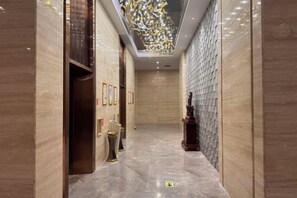 Unclassified image, 5 of 71, button - Jinshawan International Hotel (Weishi)
