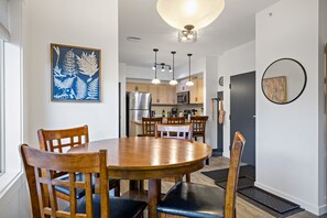 Dining - Modern Alpine Views near BANFF 2 BR/BA heated pool hottub deck & Park Pass (Canmore)