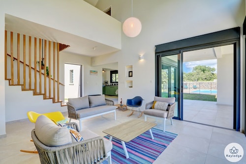 Villa Gioia**** – Piscine chauffée – Rivière Saint-Louis