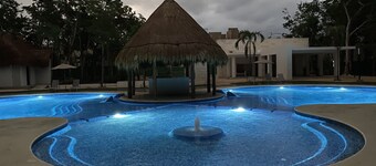 Selva Escondida Residencial 2bdr condo/apt beach 2 miles, Puerto Morelos Mexico