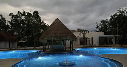 Selva Escondida Residencial 2bdr condo/apt beach 2 miles, Puerto Morelos Mexico