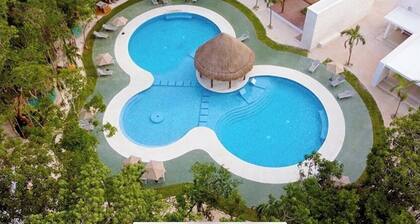 Selva Escondida Residencial 2bdr condo/apt beach 2 miles, Puerto Morelos Mexico