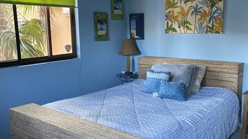 2 slaapkamers, een strijkplank/strijkijzer, wifi, beddengoed