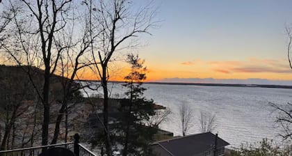 View Nauvoo and the Mighty Mississippi/Sidon