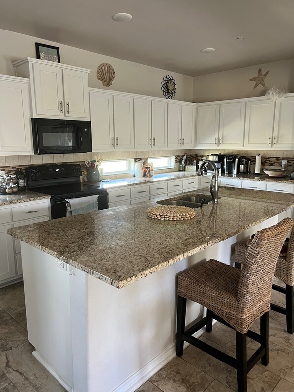 Fridge - A couple of miles away from our beautiful Georgetown square (Georgetown)