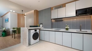 Room - Holiday Inn Hotel & Sts Wuhan International Expo (Wuhan)