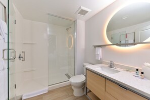 Bathroom - TownePlace Suites by Marriott Asheville Downtown (Asheville)