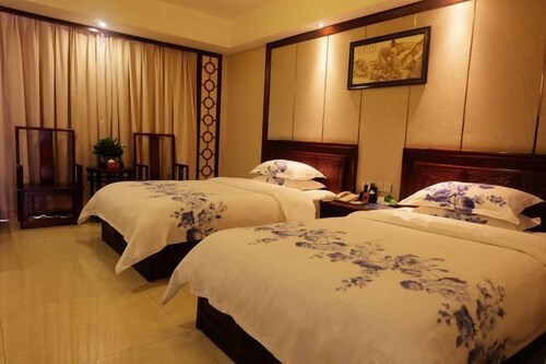 Yuxia International Hotel