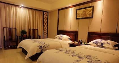 Yuxia International Hotel