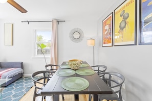 Dining - Quiet Family House near the Casino and Beach (Atlantic City)