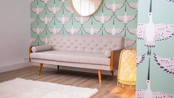 Executive Apartment, Private Bathroom | Lounge